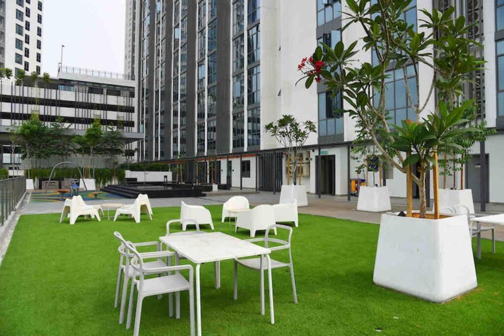 Mid Valley - Vivo Residence Center Of KL 6-8Pax
