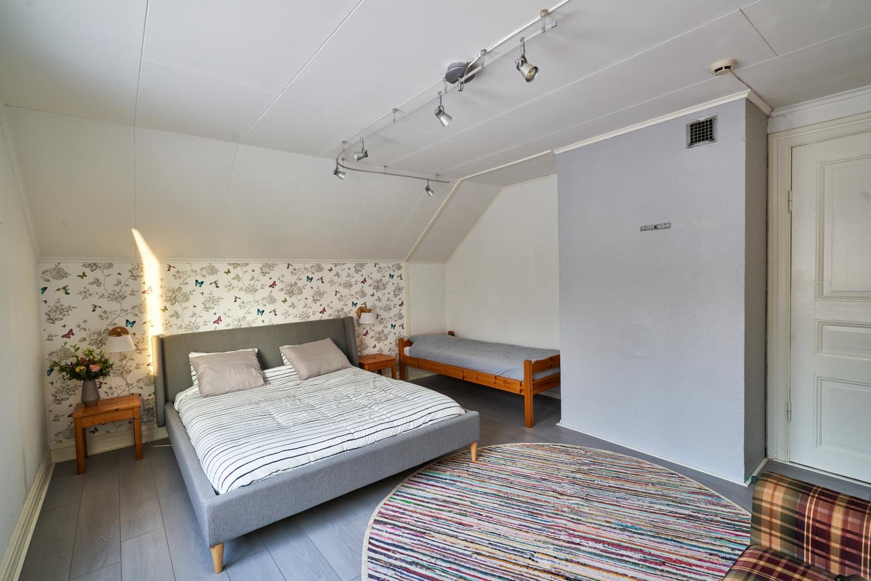 Hovra Vandrarhem B&B