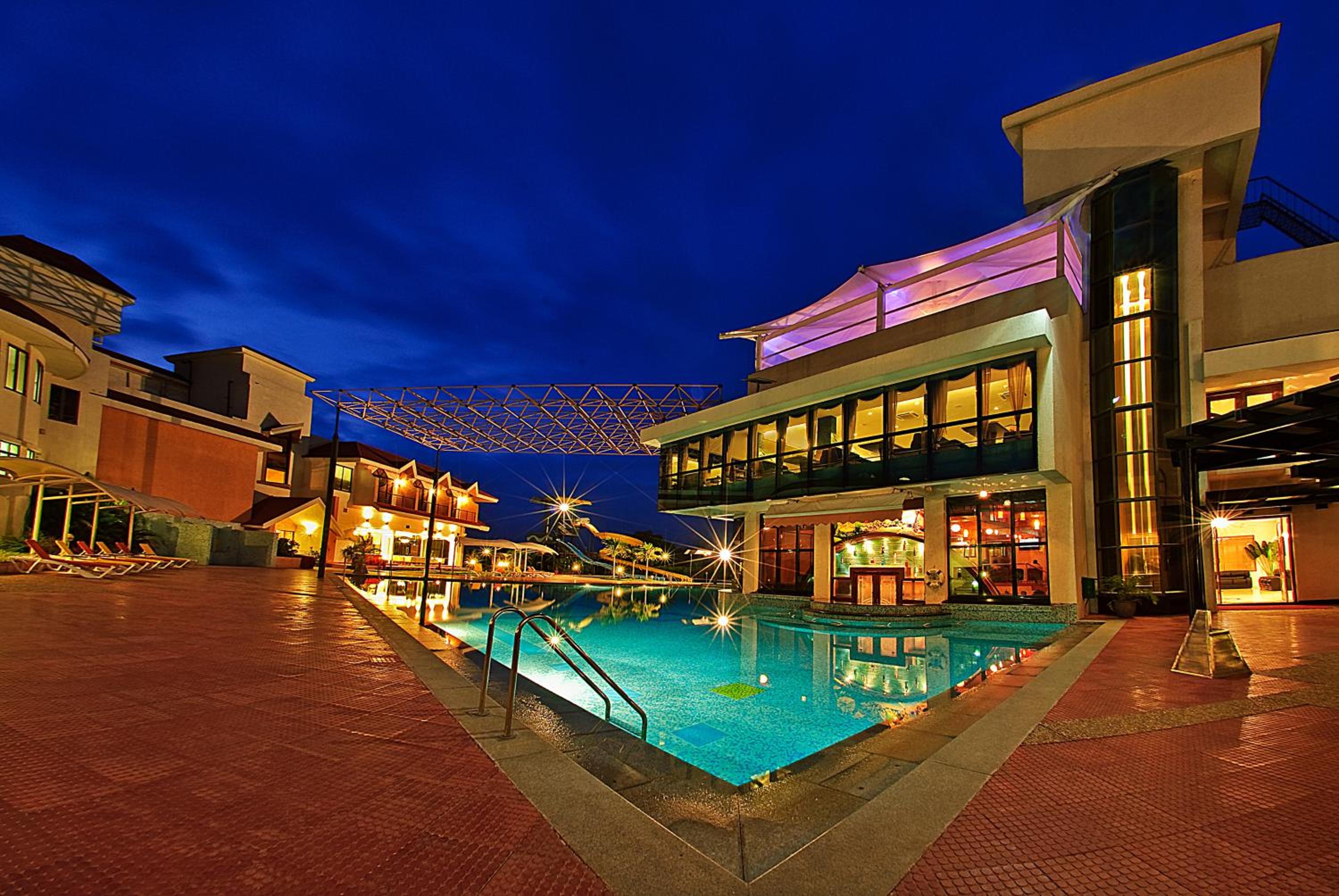 Aldovia Resort & Convention view 2