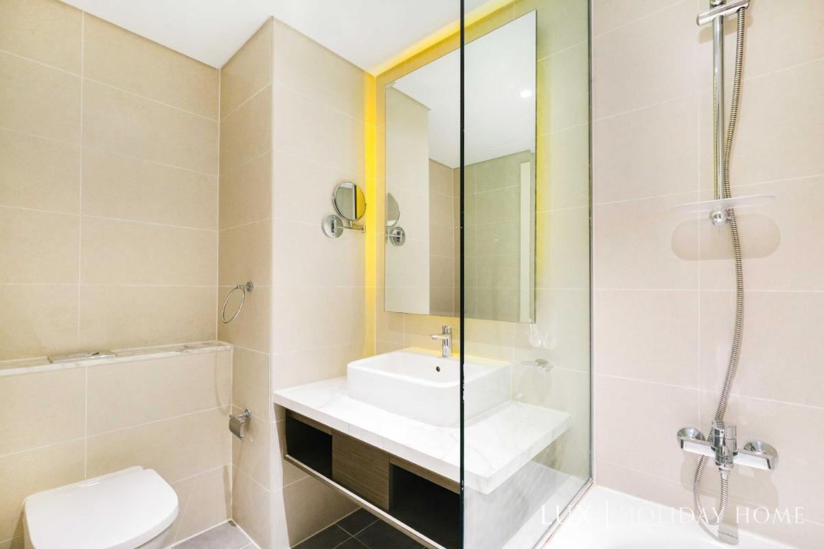 LUX The Damac Prive Studio