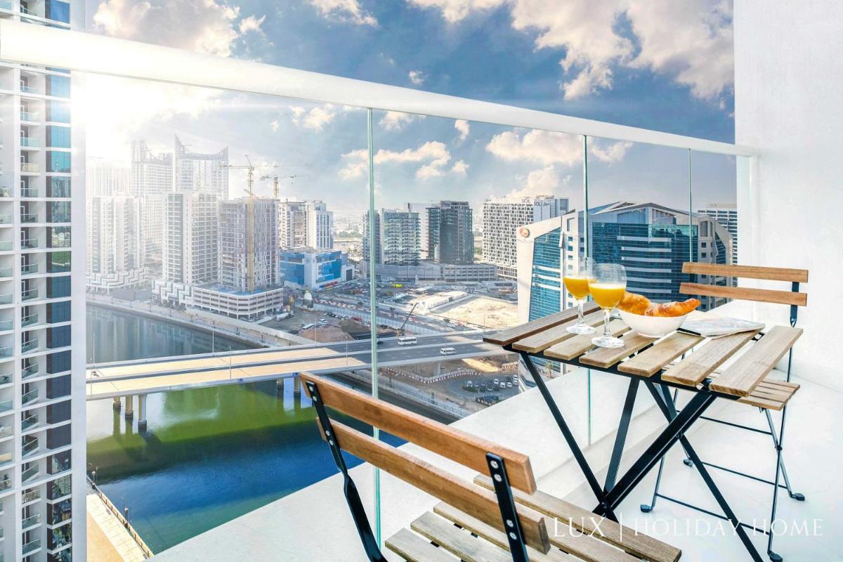 LUX The Damac Prive Studio