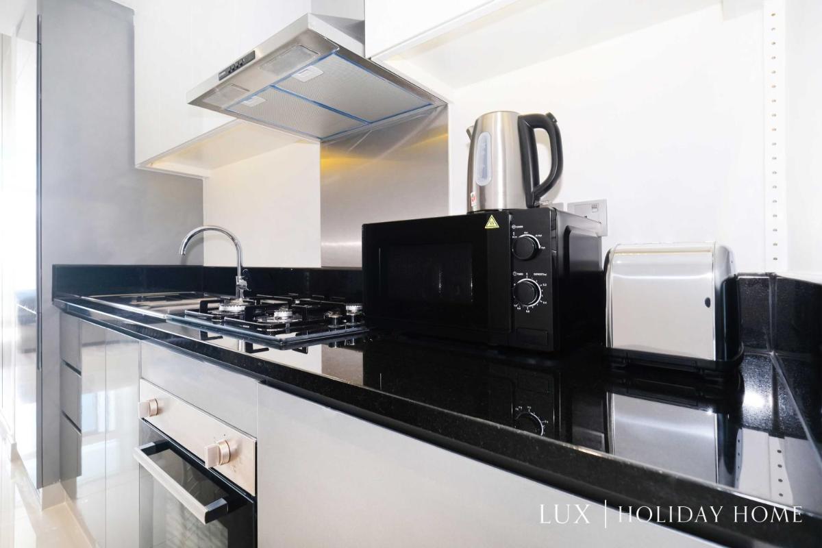 LUX The Damac Prive Studio