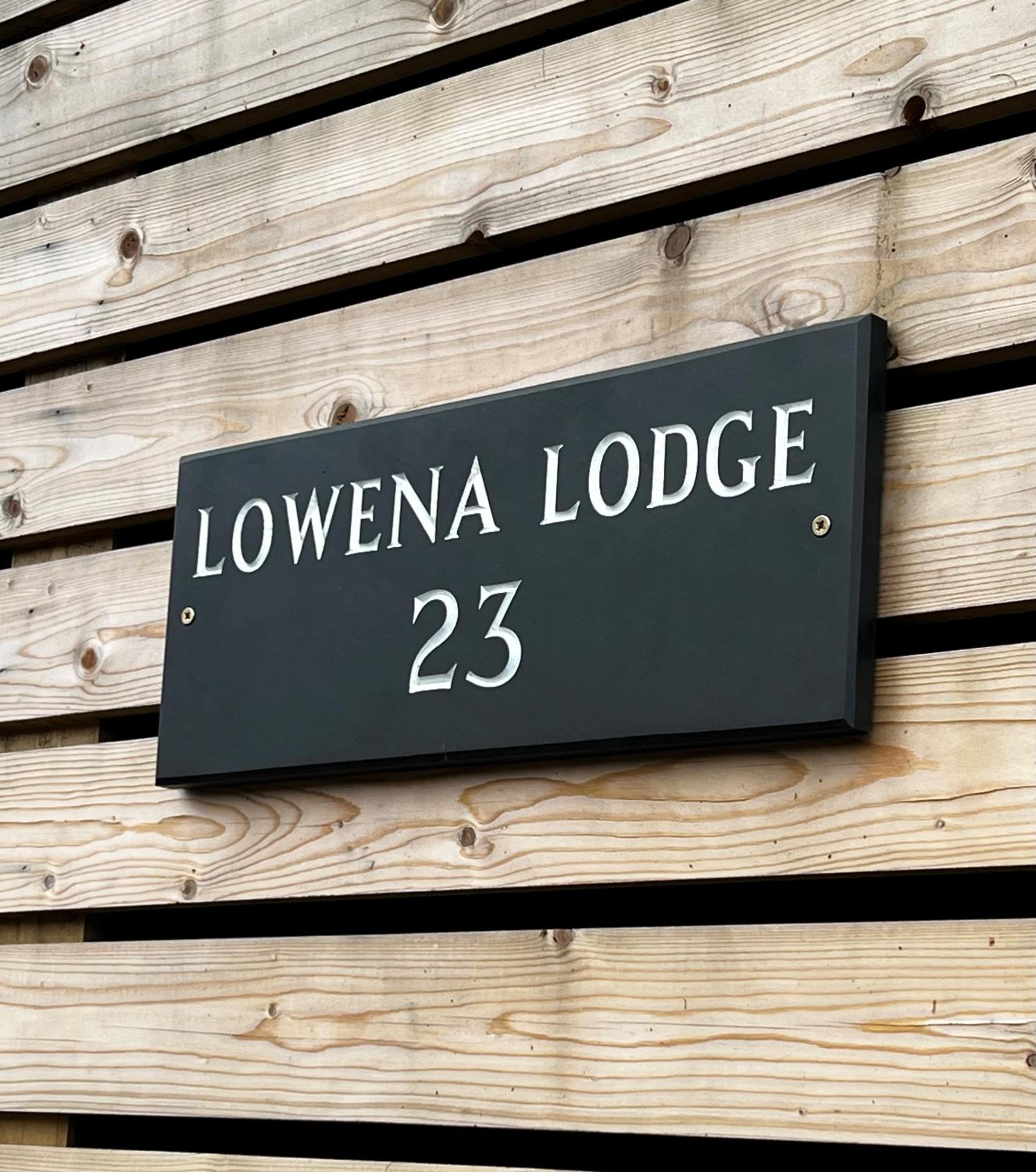 Lowena Lodge