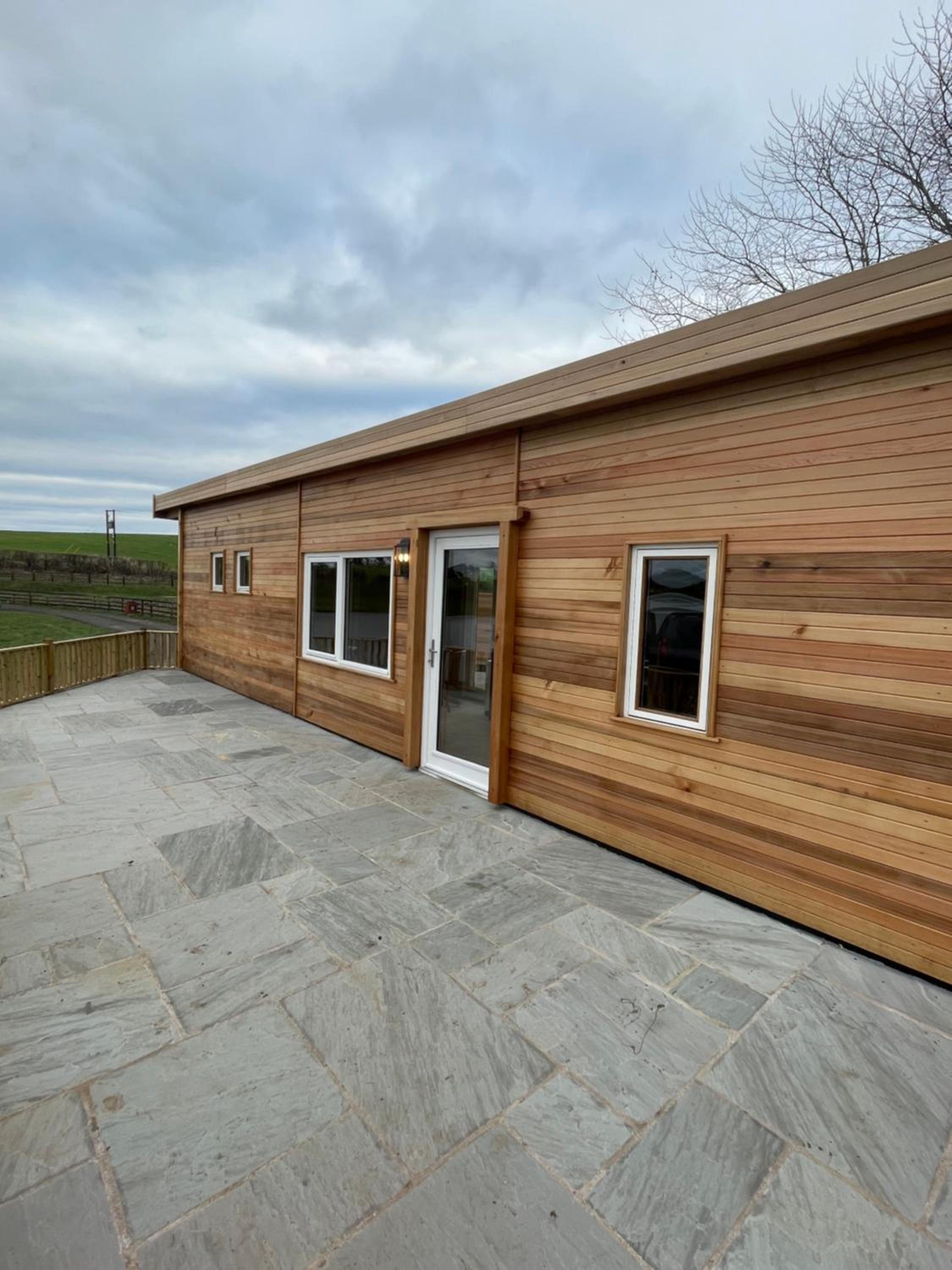 East Learmouth Lakeside Lodges - Larch Lodge view 4