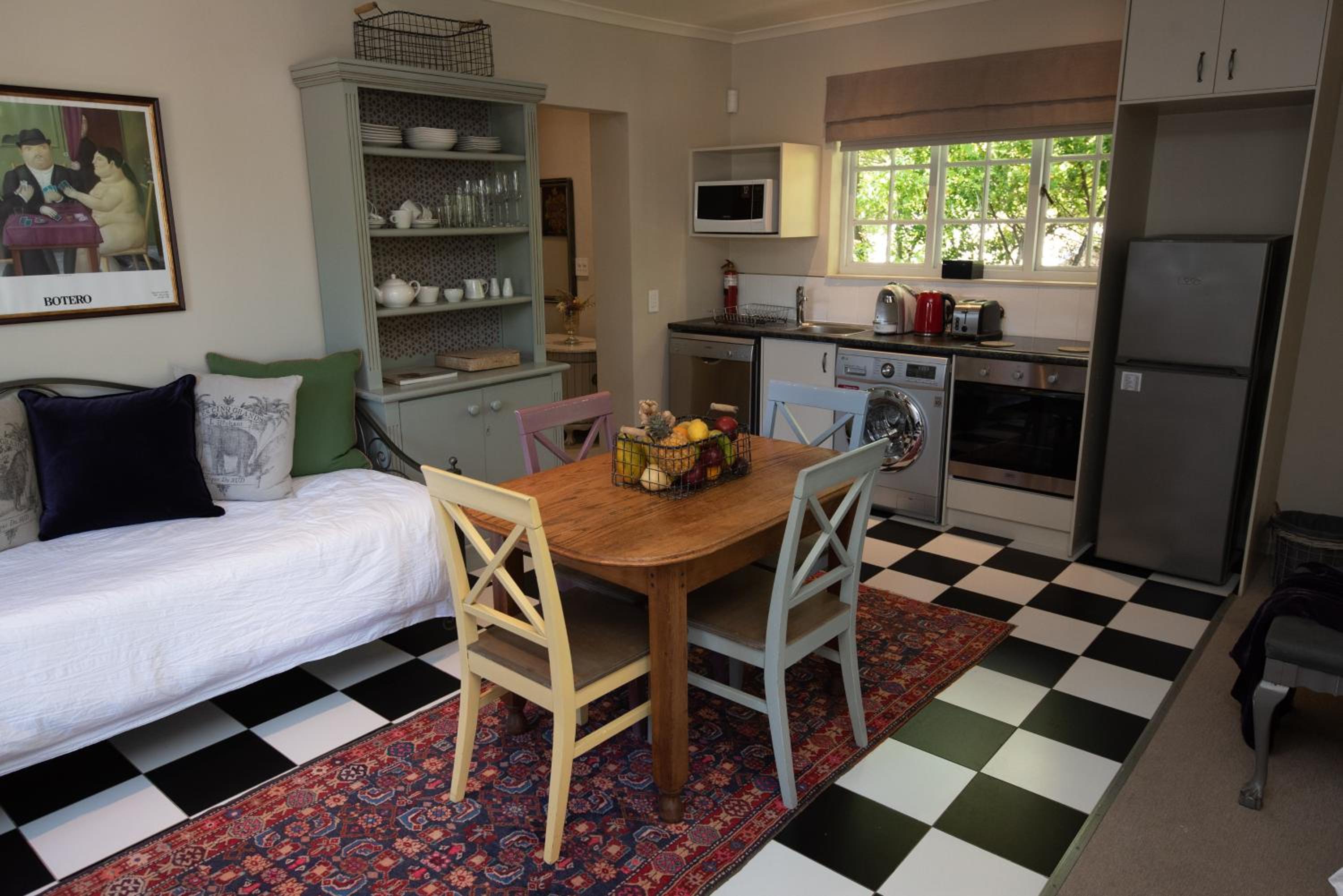Baruch Guesthouse on Lovell