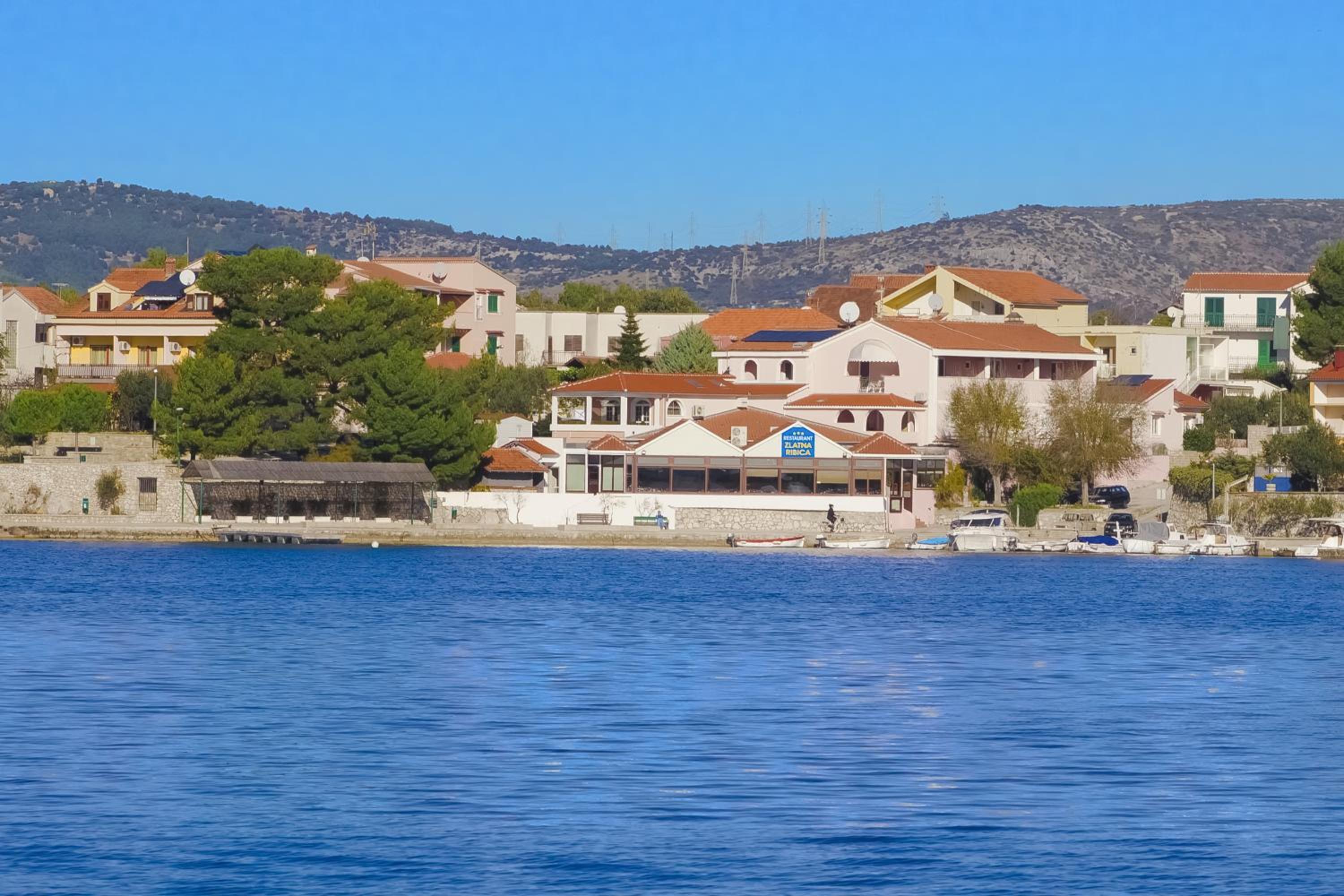 Hotel Pansion Zlatna ribica - Image 1