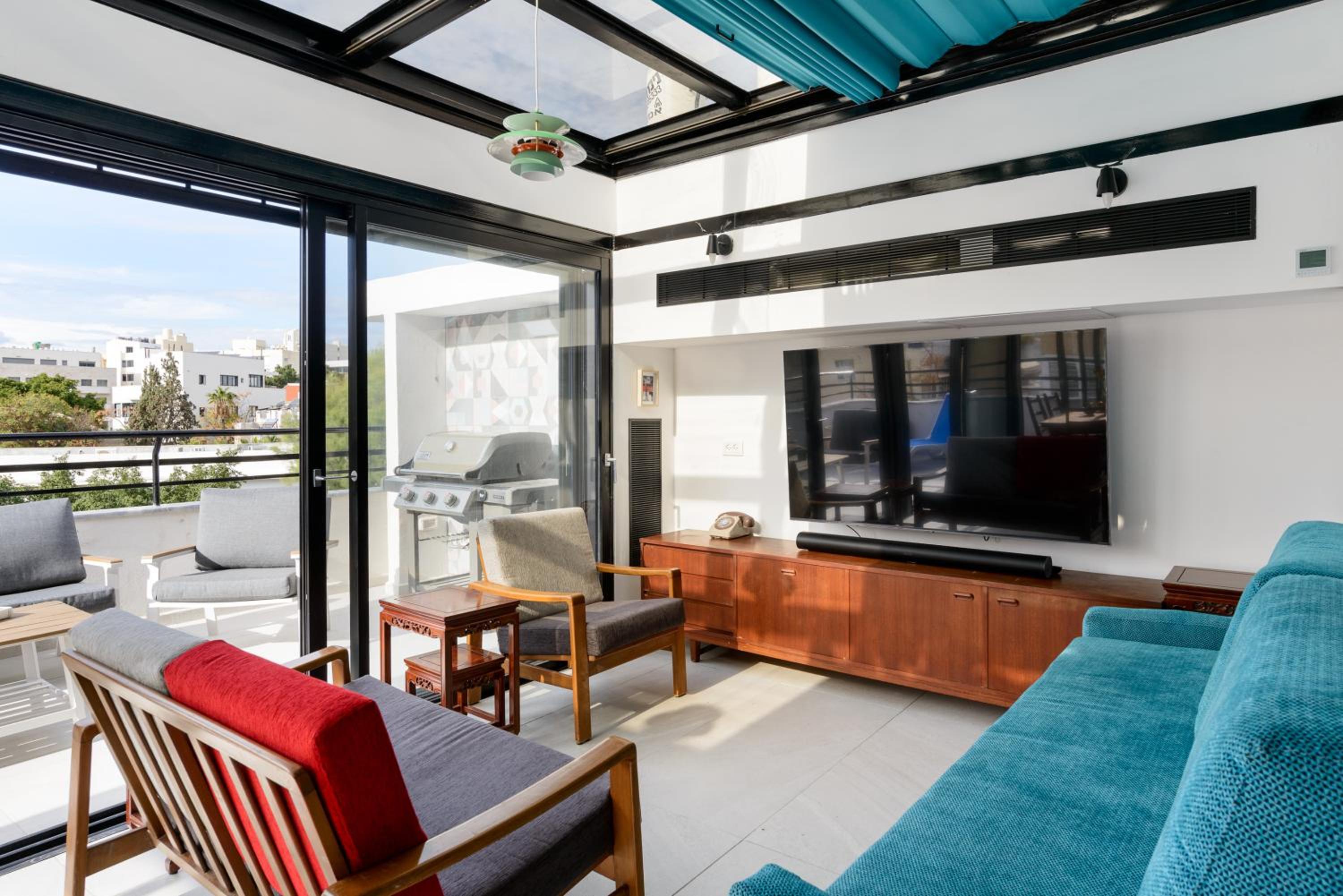 Bauhaus Penthouse