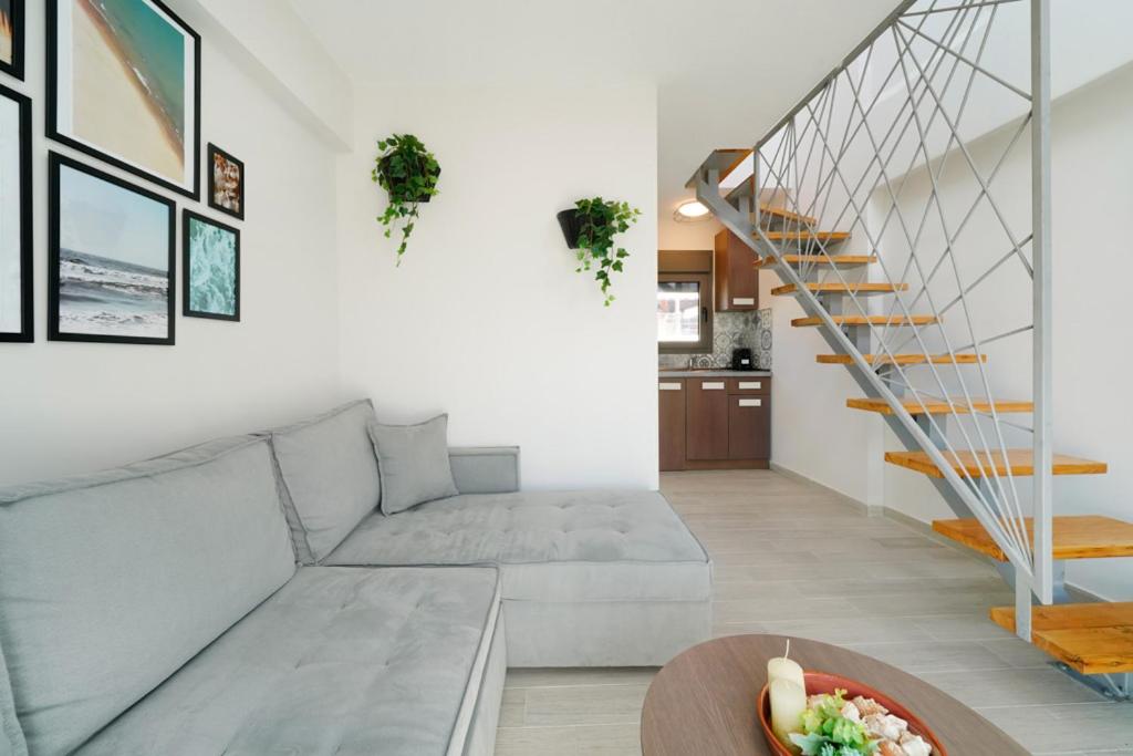 Theros By The Sea view 5
