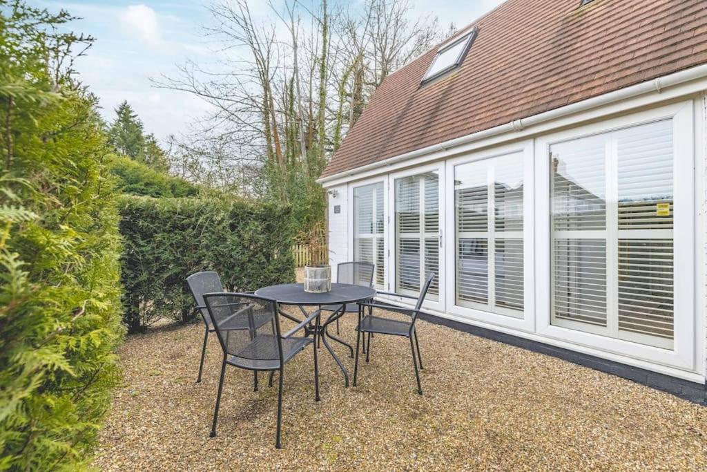 Cosy Home Near Sunningdale/Ascot/Wentworth Golf Club