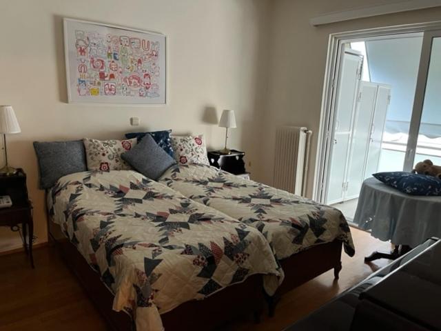 Spacious and sunny appartment in Cholargos