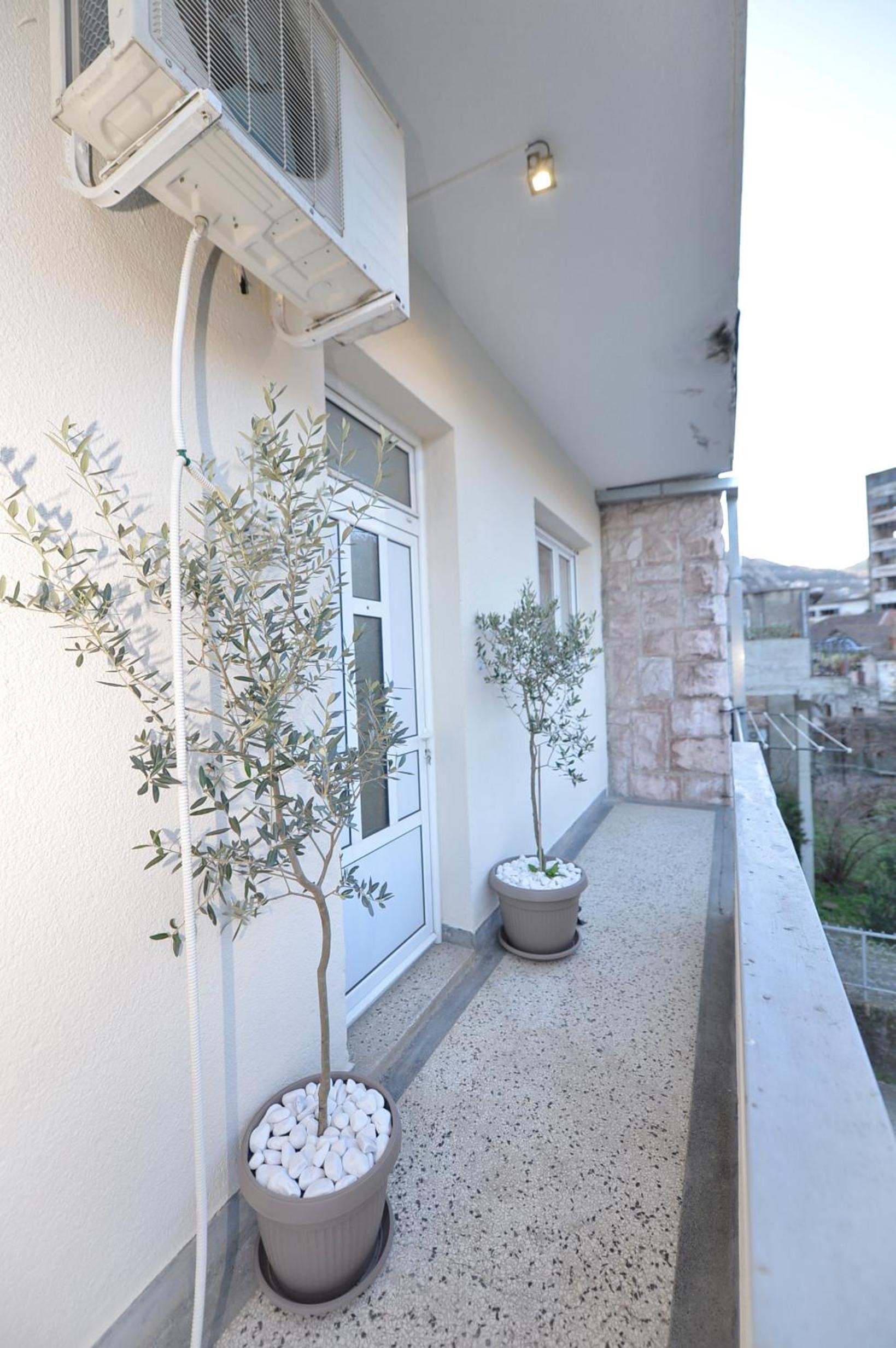 Old Kotor apartment view 5