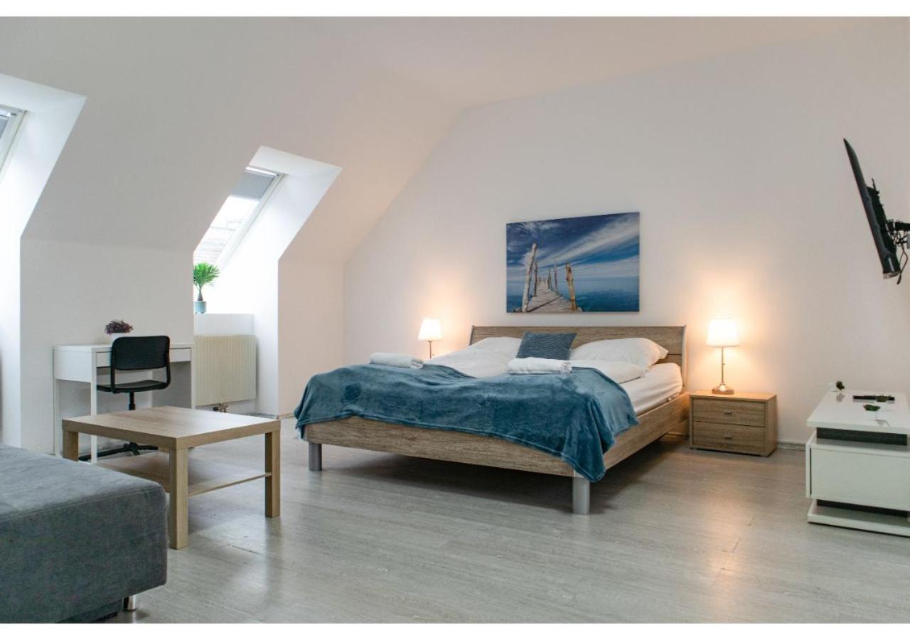 Homely 3BR Apt.- Perfect for families and groups