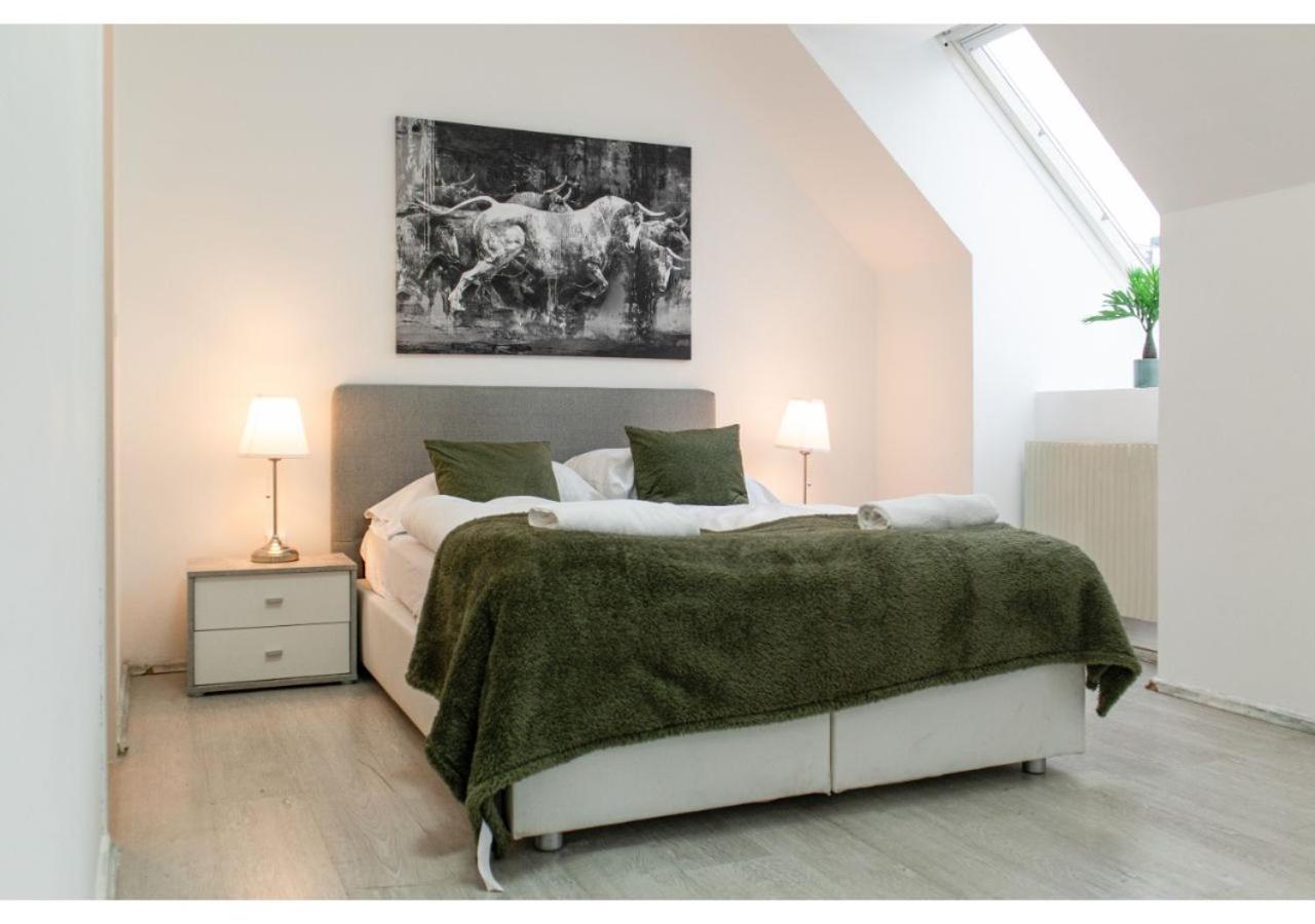 Homely 3BR Apt.- Perfect for families and groups