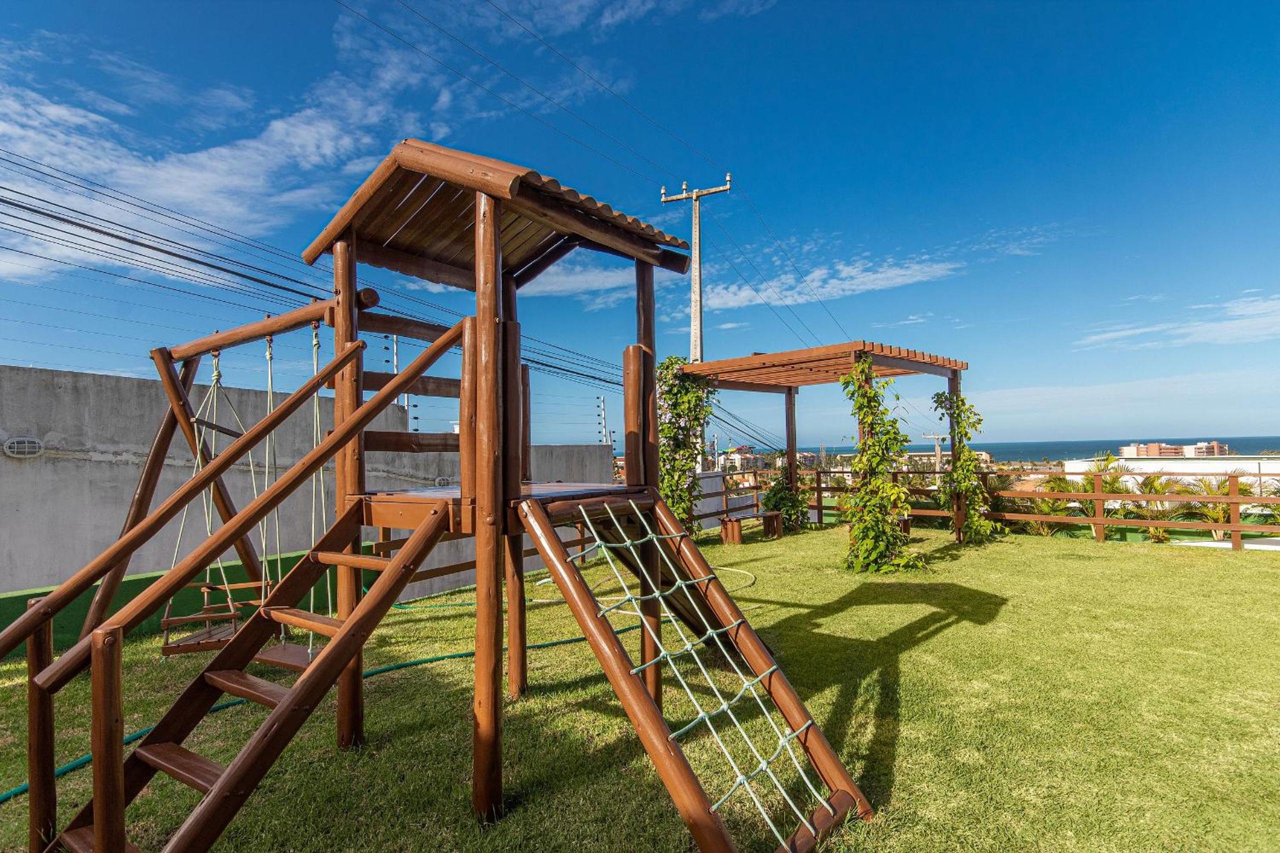 Beach Townhouses #C12 - Triplex by Carpediem