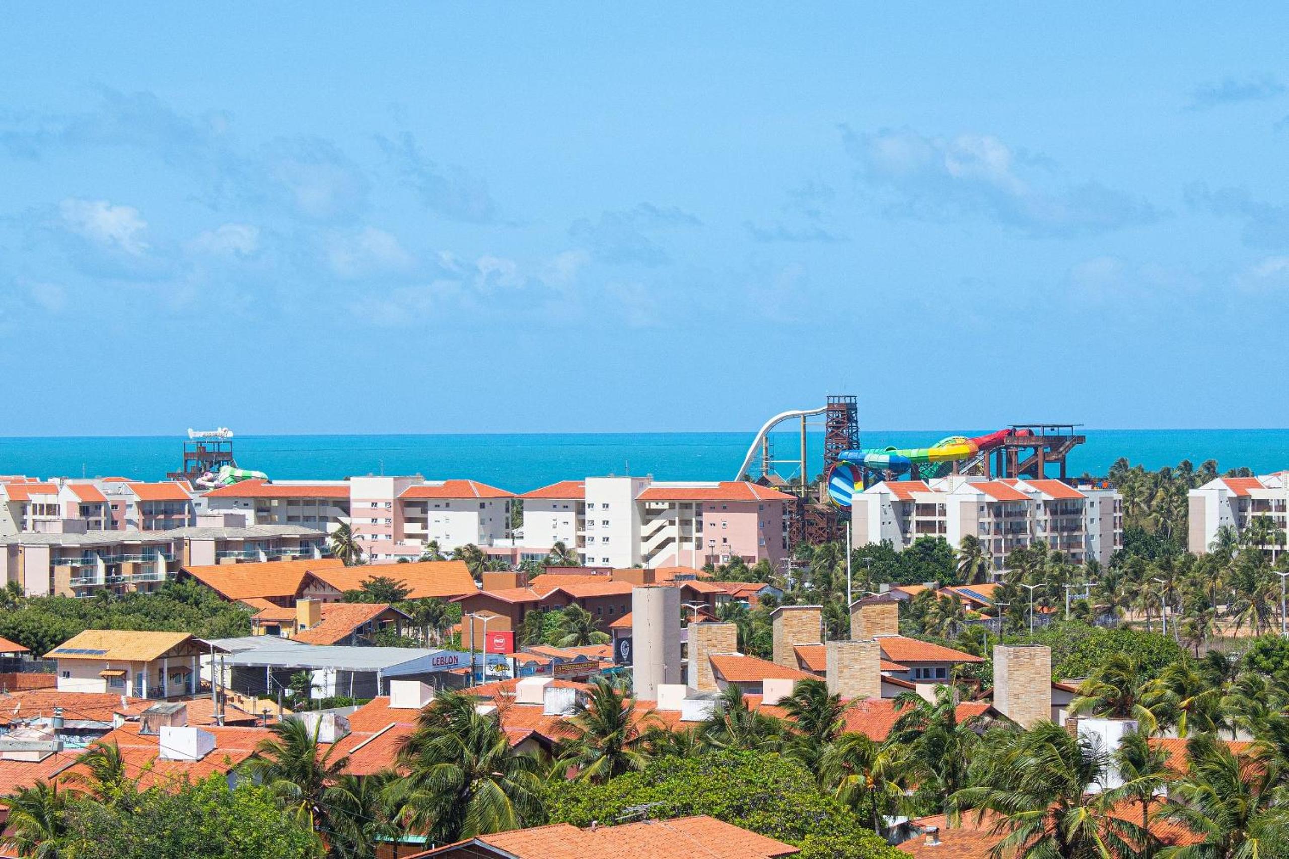 Beach Townhouses #C12 - Triplex by Carpediem