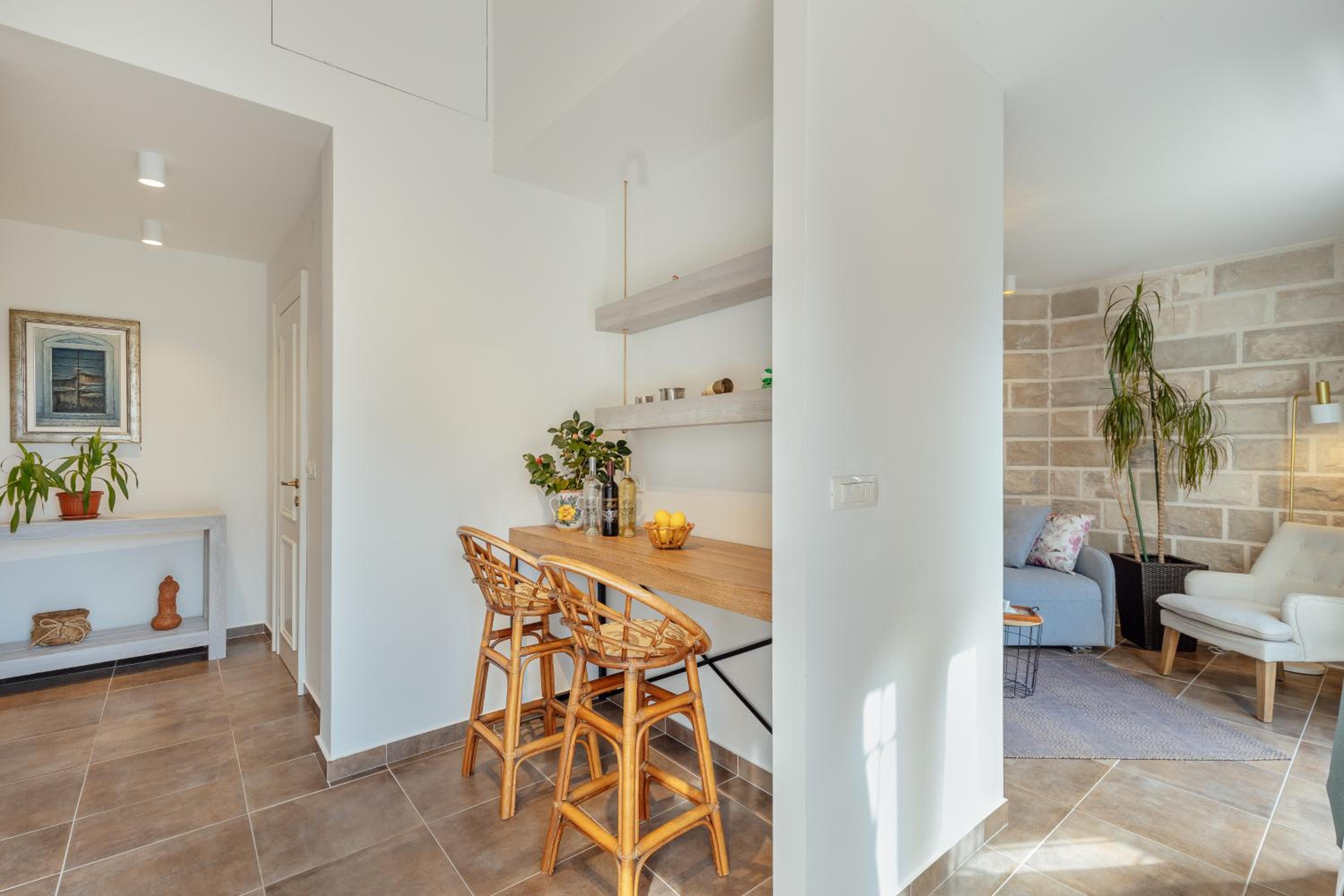 Stylish Mini-House with Garden & Beach view 4