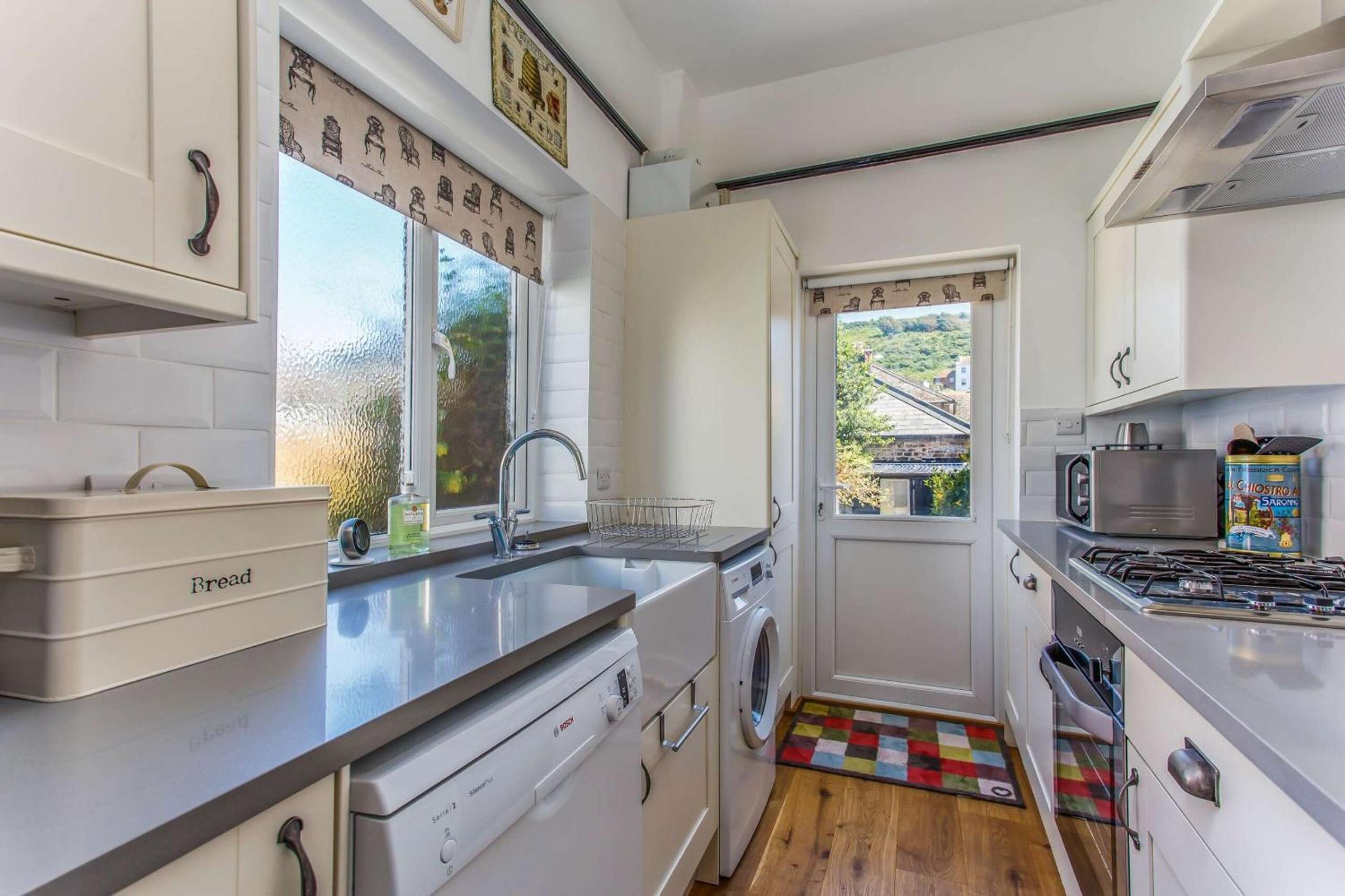 Charming Old Town Cottage With Modern Features view 5