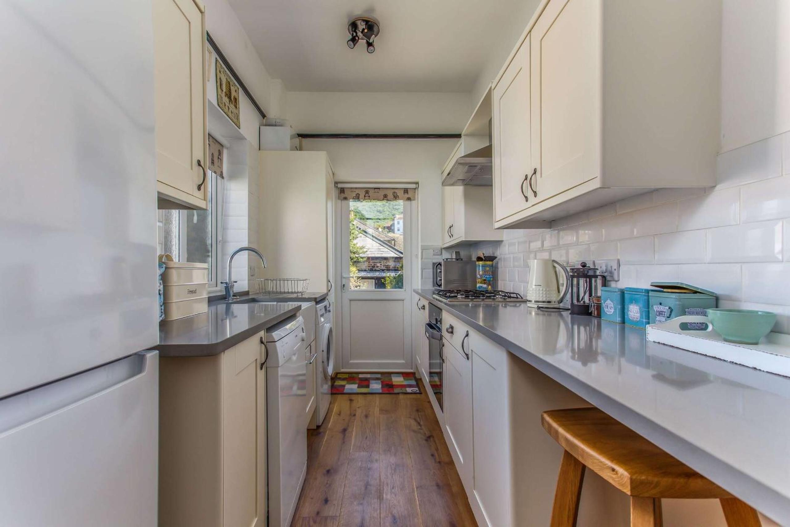 Charming Old Town Cottage With Modern Features view 4