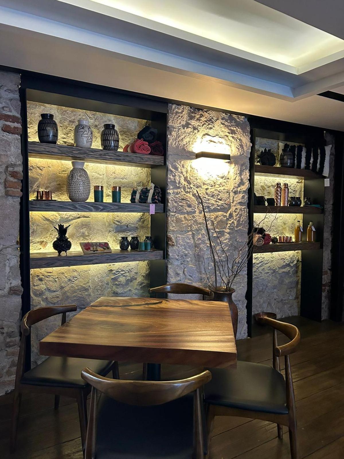 Hotel Boutique Rayón 50 - Image 1