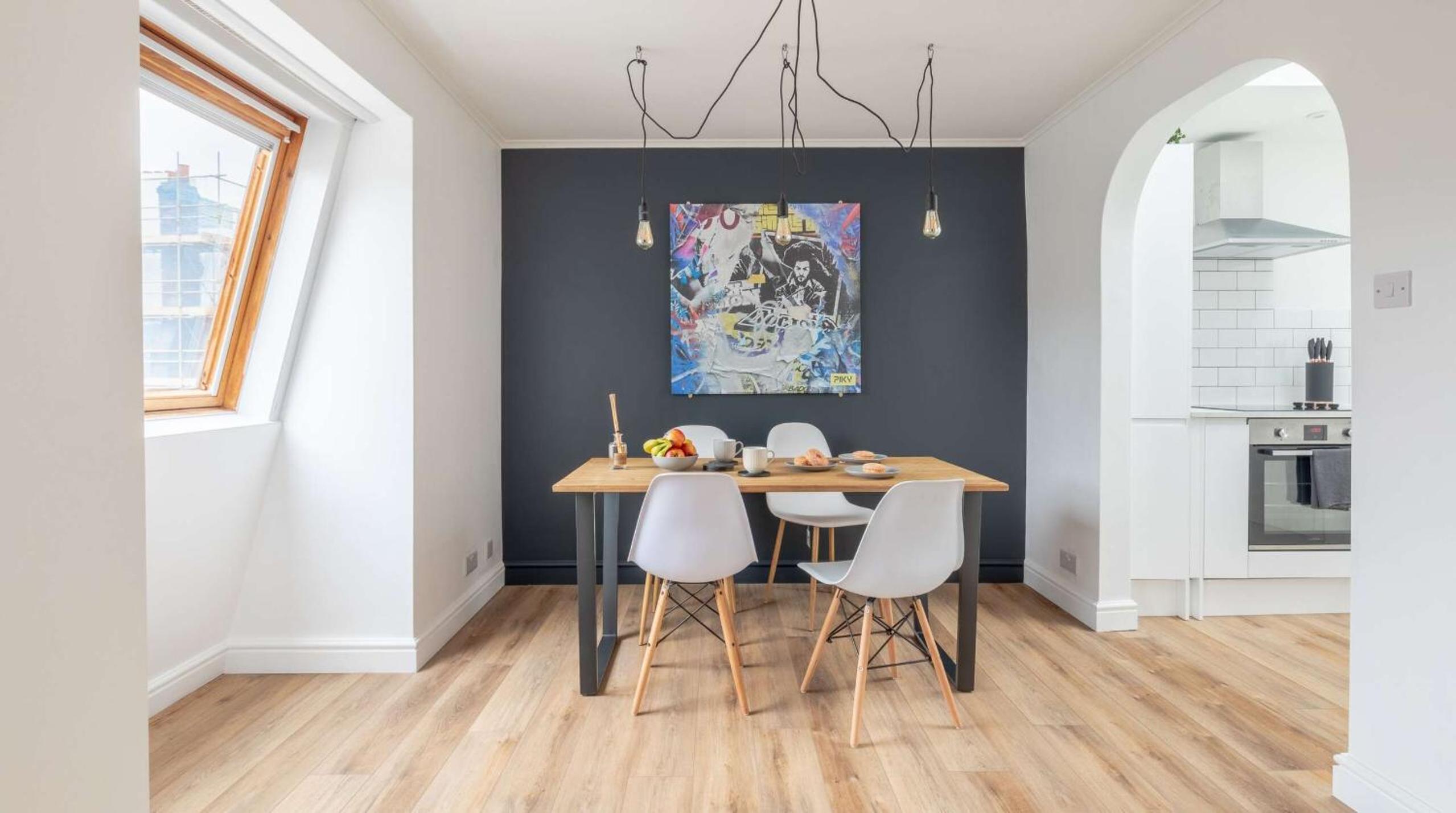 Cracking Central Loft Apartment, Old Town view 4