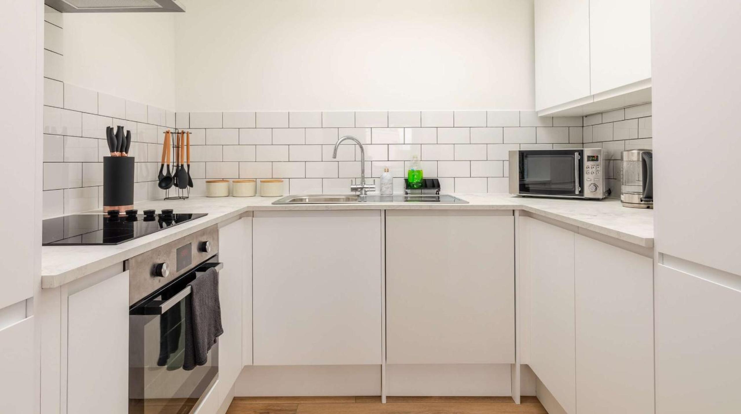 Cracking Central Loft Apartment, Old Town view 5