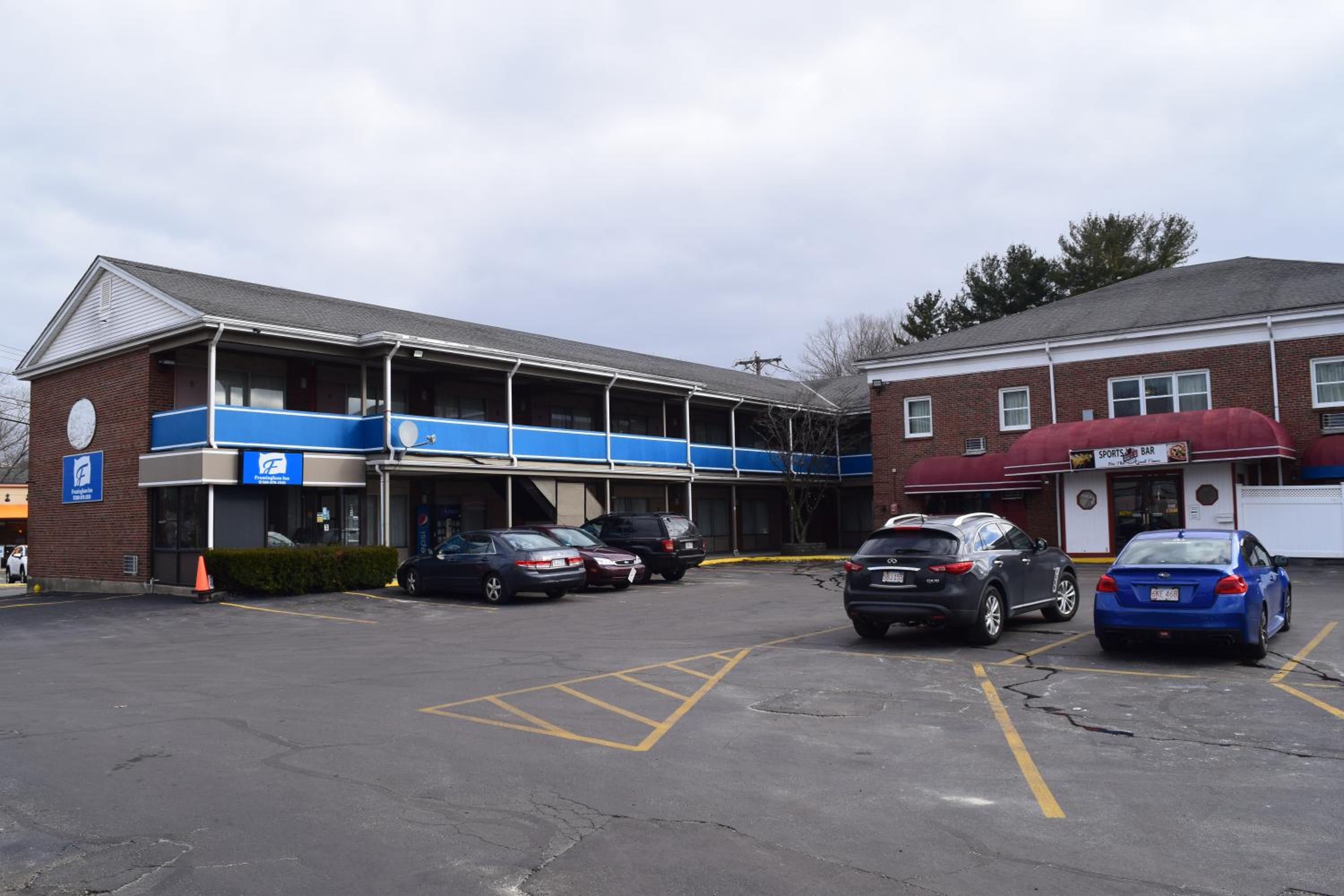 Boston Vacations - Framingham Inn - Property Image 1