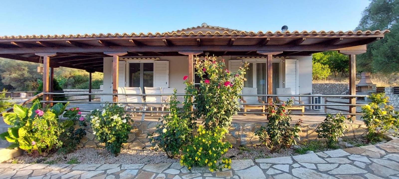 Limnia Residence