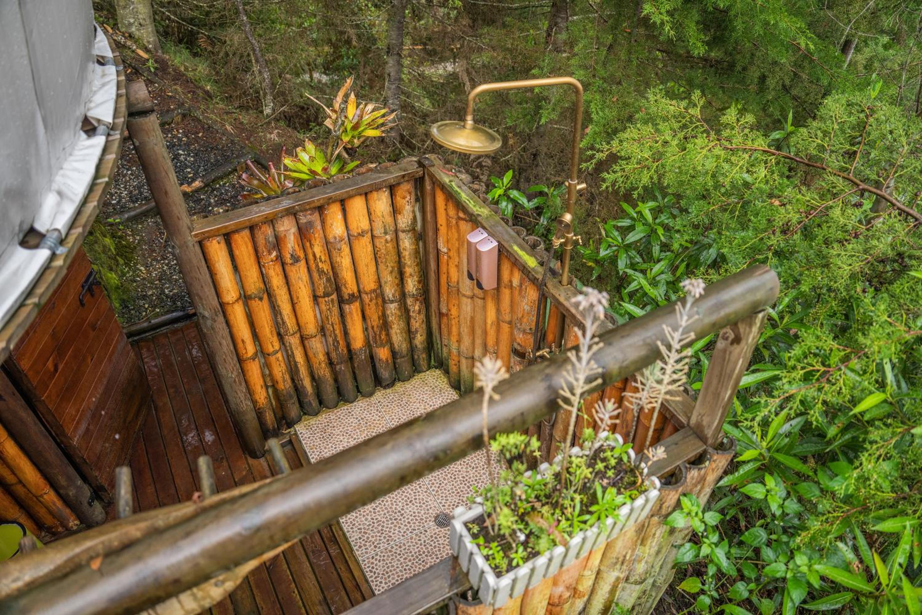 BubbleSky Glamping 40 min from Medellin - Property Image 3