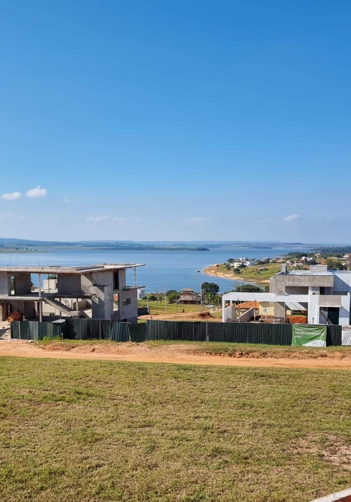 Casa de Campo na Represa de Paranapanema Riviera de Sta Cristina XIII