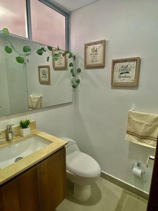 Apartamento en Granada con piscina, turco, estacionamiento