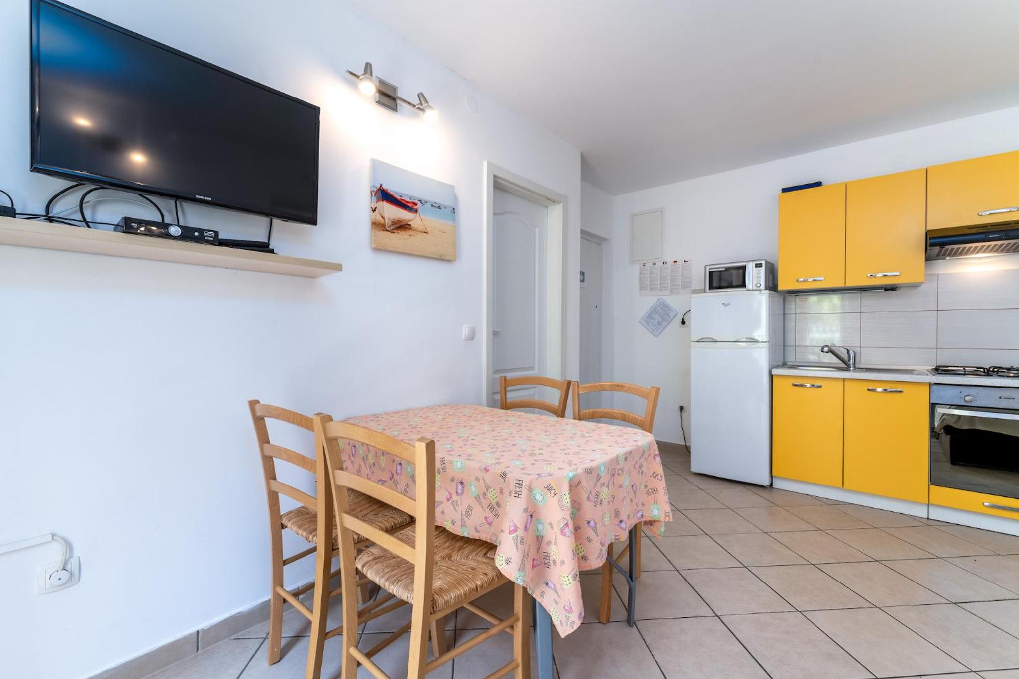 Apartman P2 RUBESSA s parkirnim mjestom
