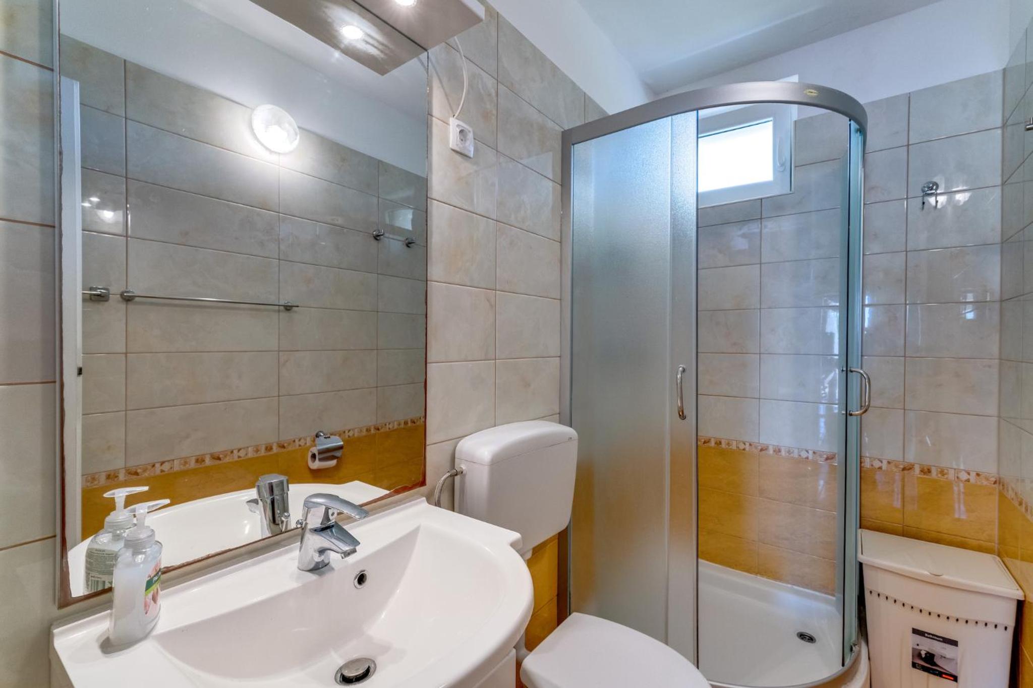 Apartman P2 RUBESSA s parkirnim mjestom