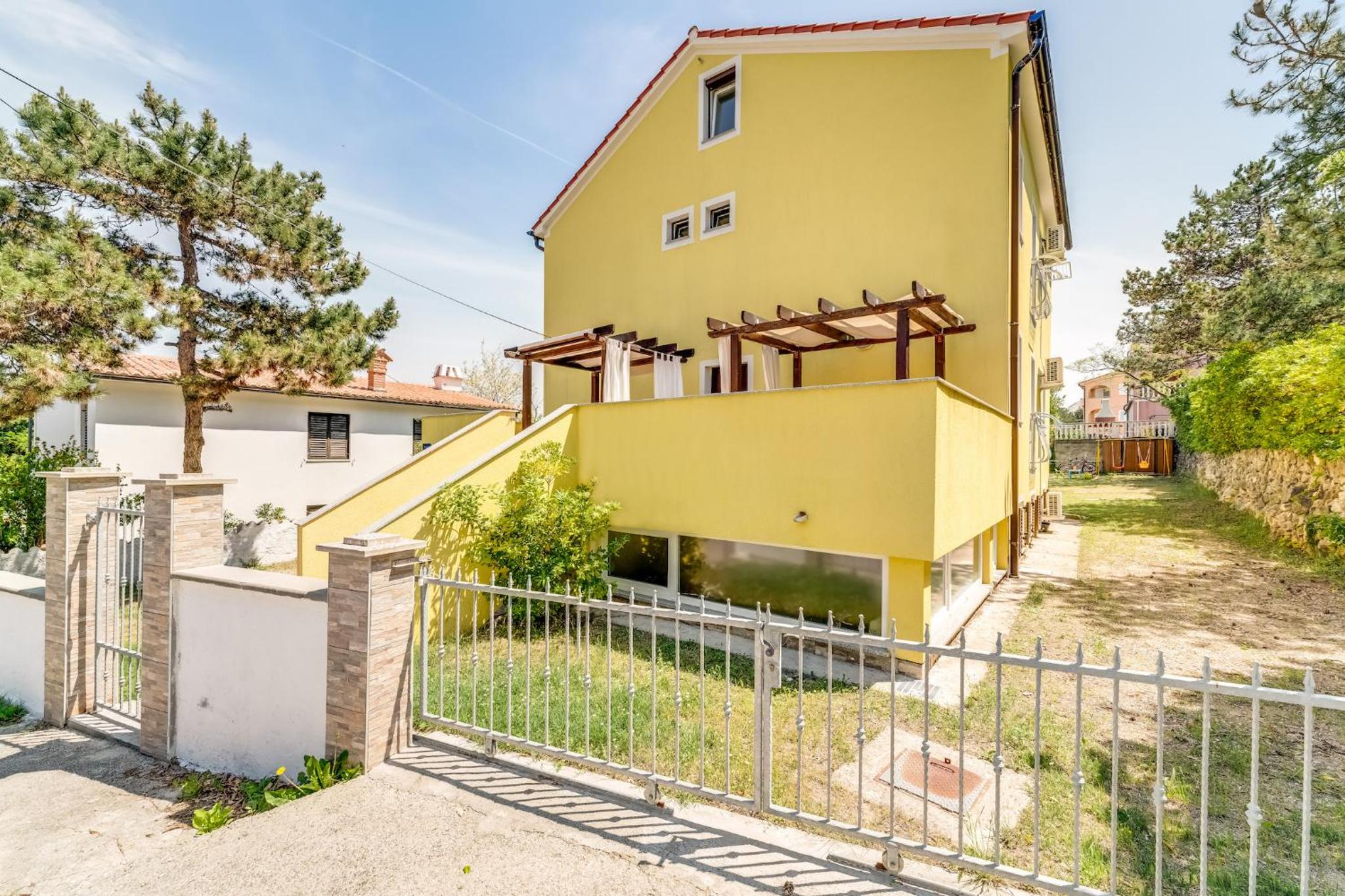 Apartman P2 RUBESSA s parkirnim mjestom