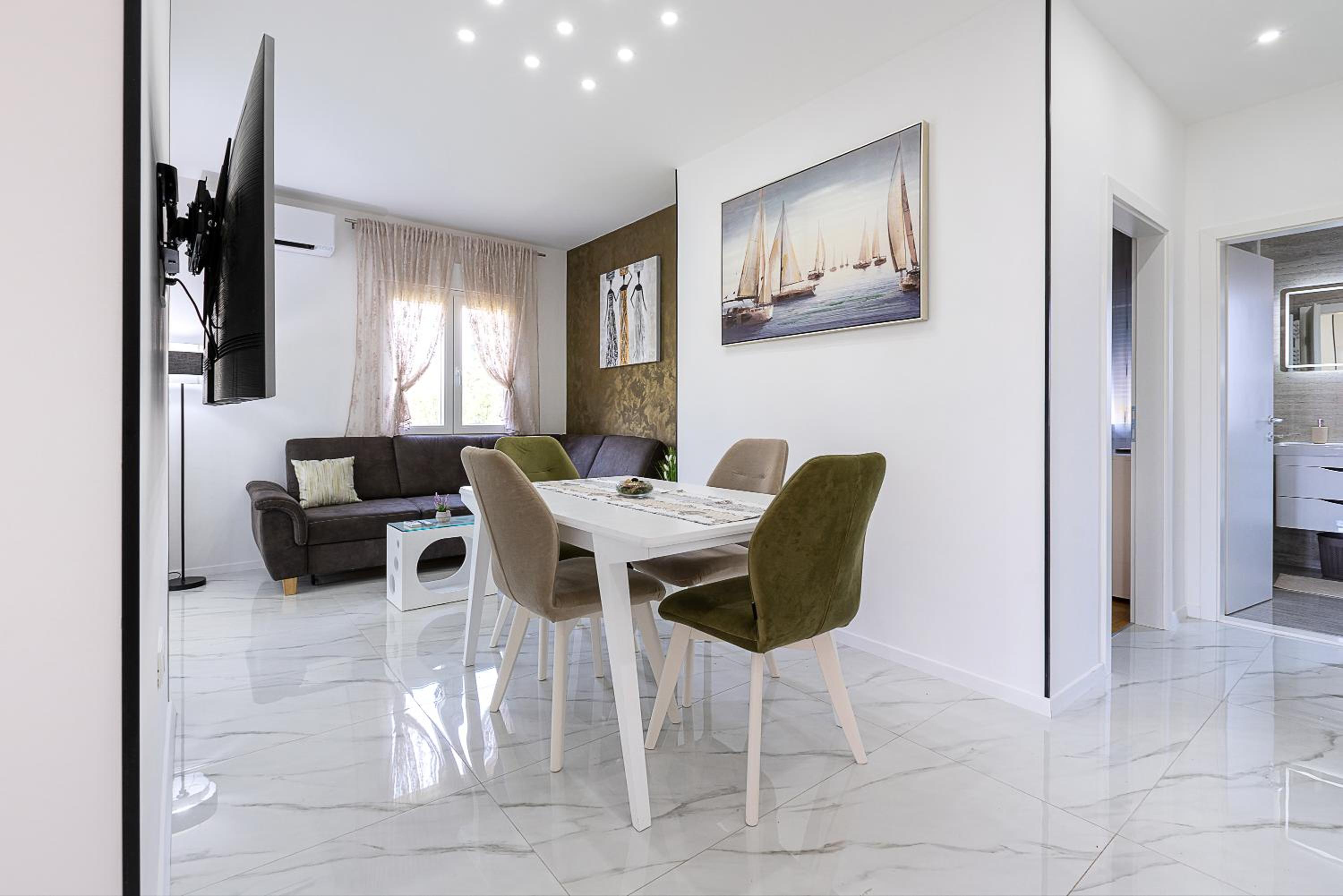 NEW! Luxury Apartment Dona view 5