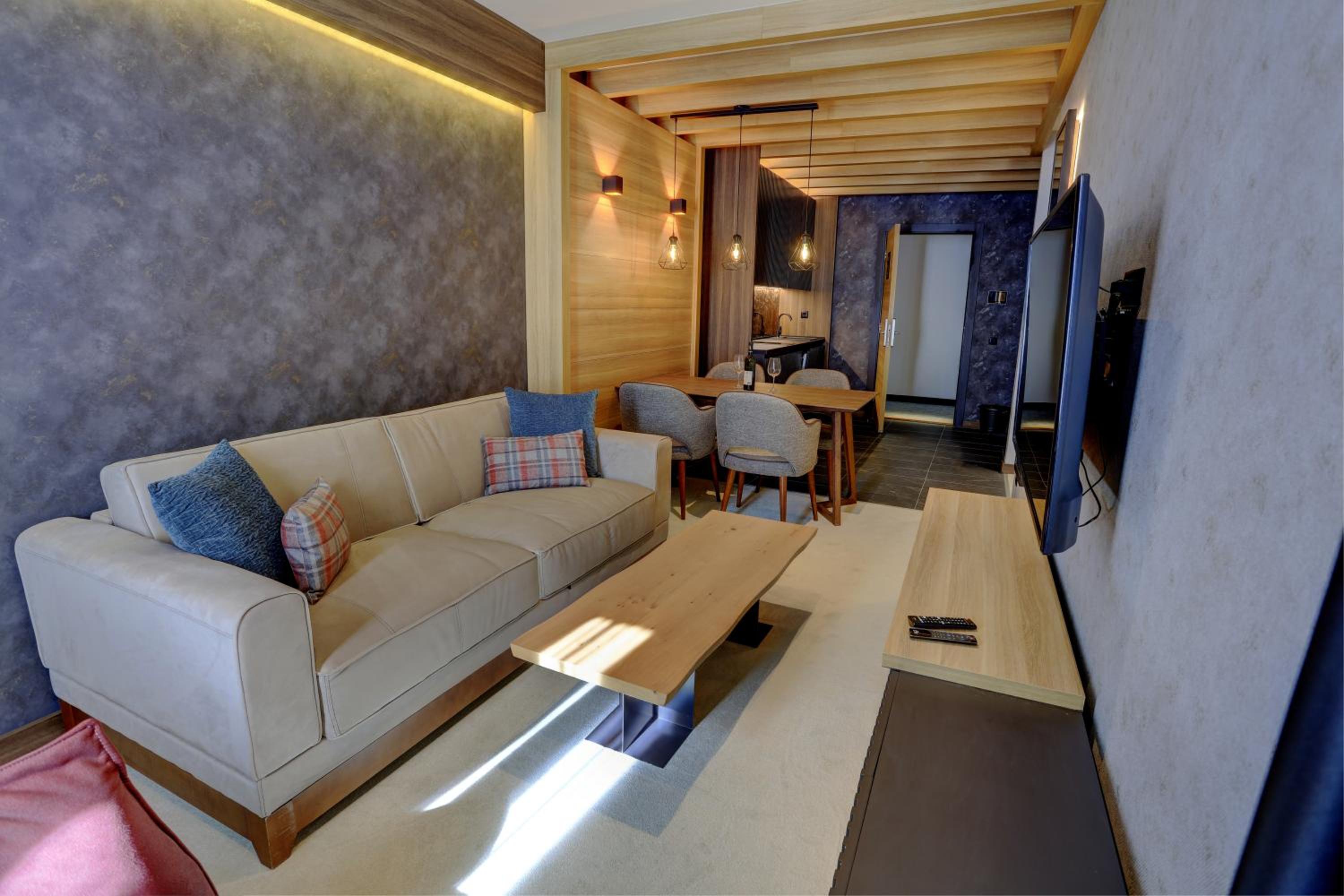 Tramontana Kopaonik Woodside 201&211, FREE Parking & SPA