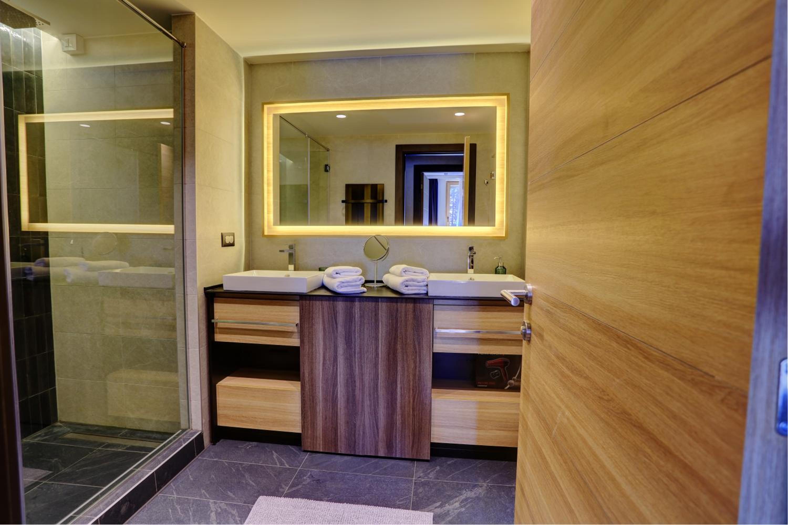 Tramontana Kopaonik Woodside 201&211, FREE Parking & SPA