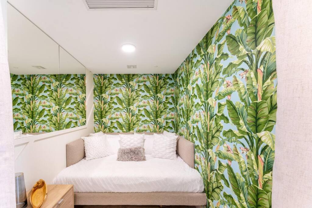 Luxurious Condo in Heart of Brickell