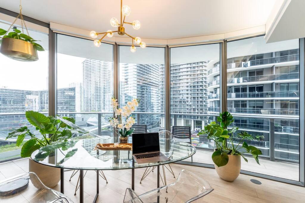 Luxurious Condo in Heart of Brickell