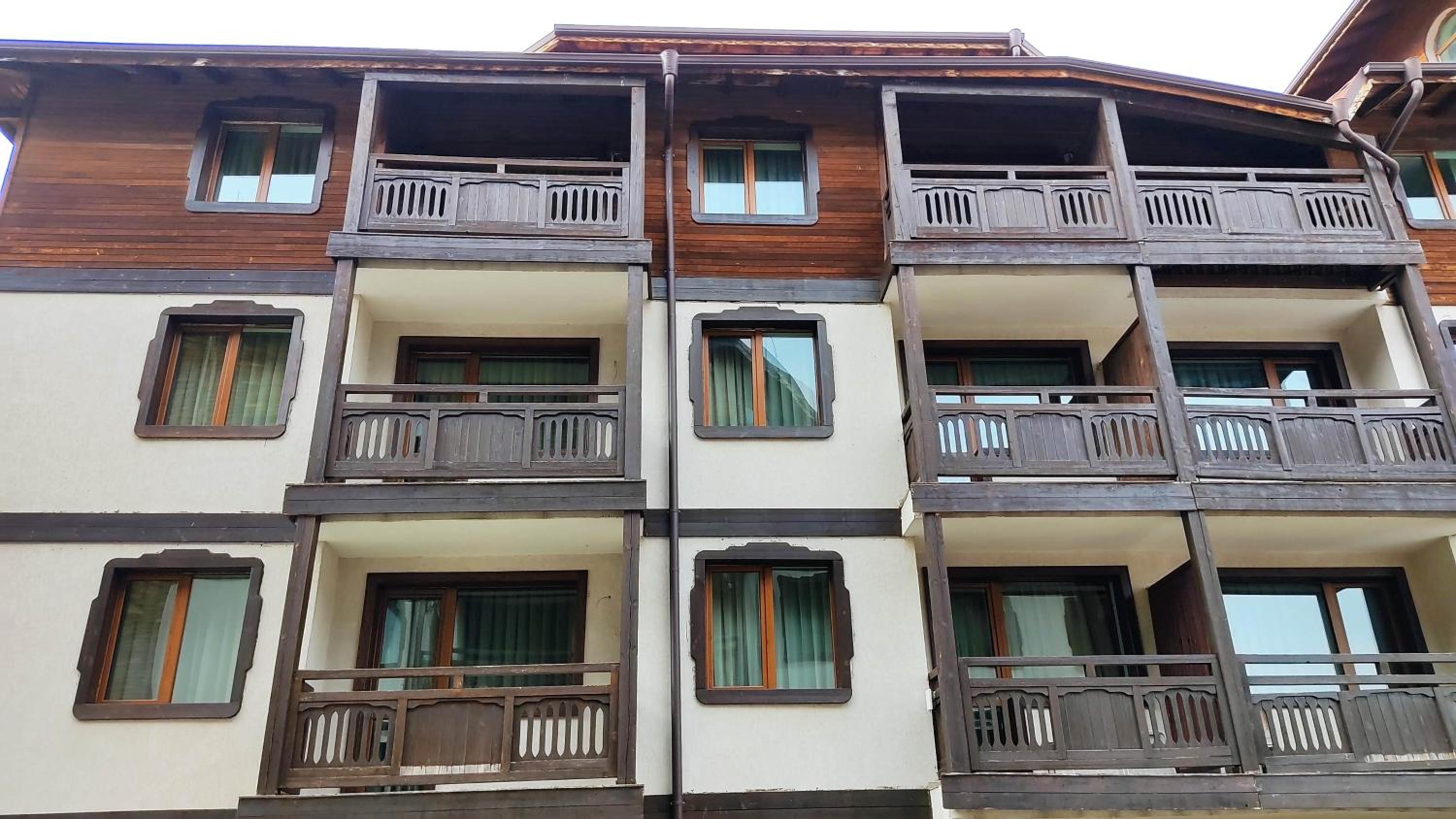 Bansko Vacations - Annett apartments at Emerald hotel - Property Image 3