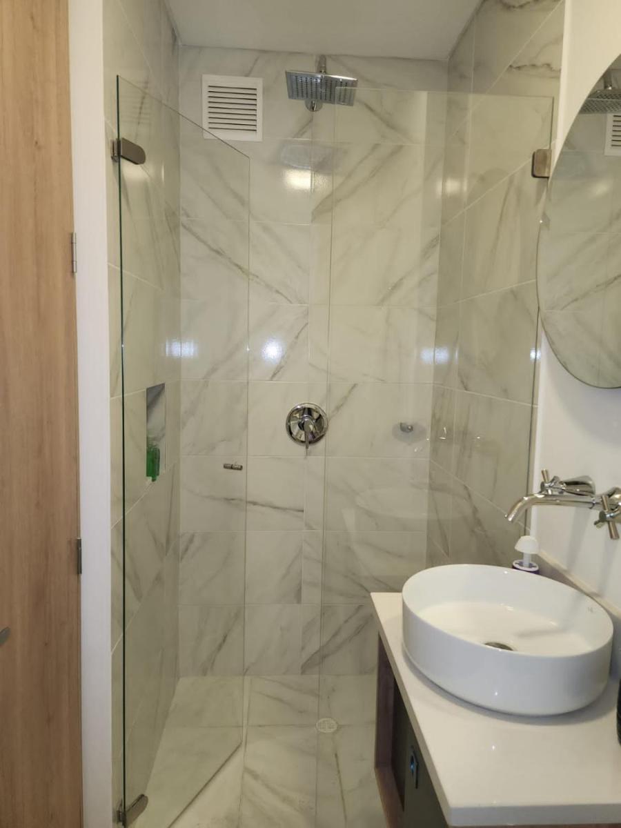 Urban Suite 960