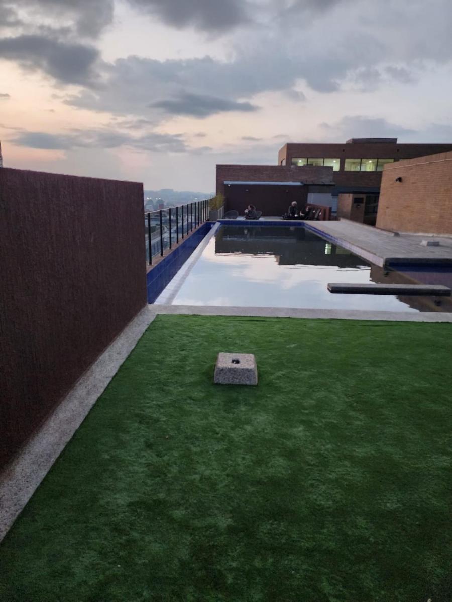 Urban Suite 960