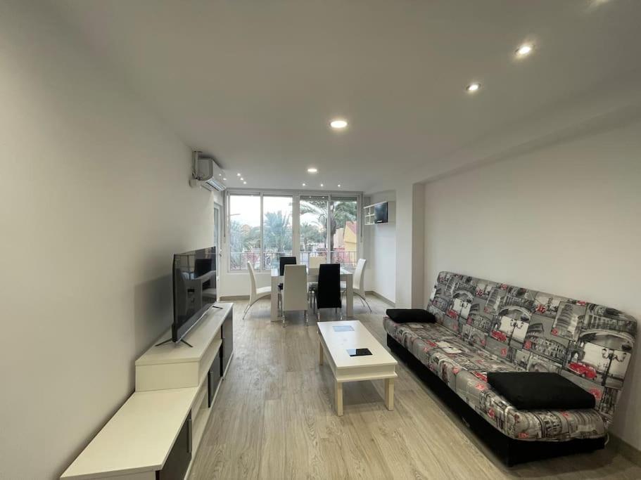 Nice apartment near the sea