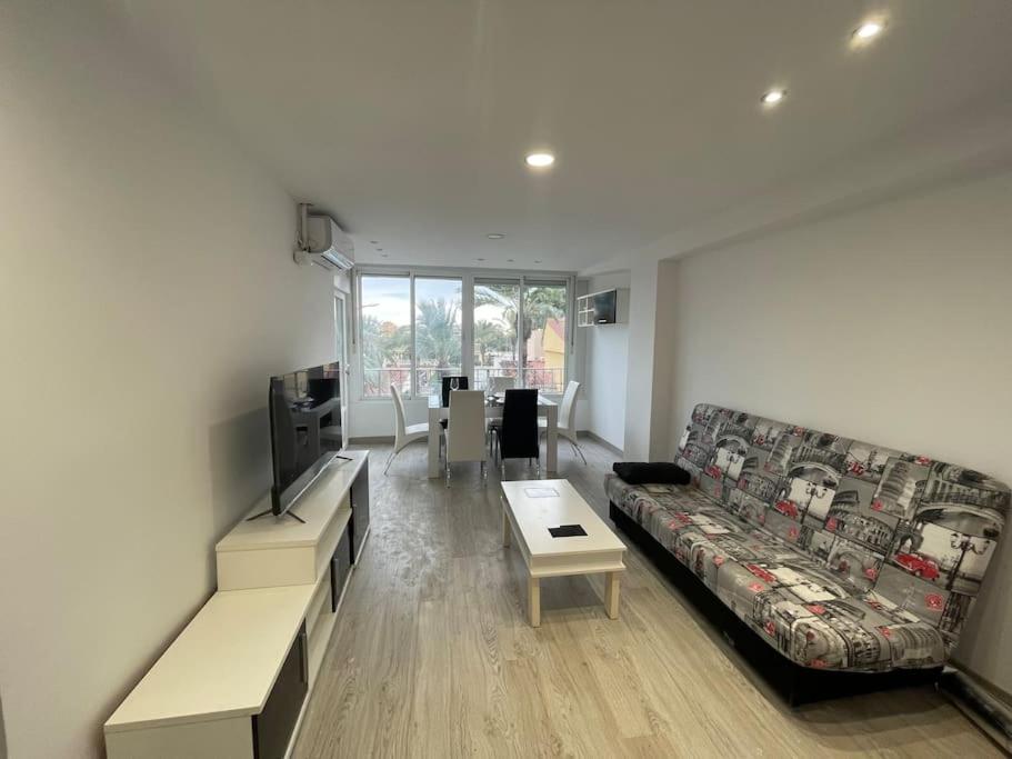 Nice apartment near the sea