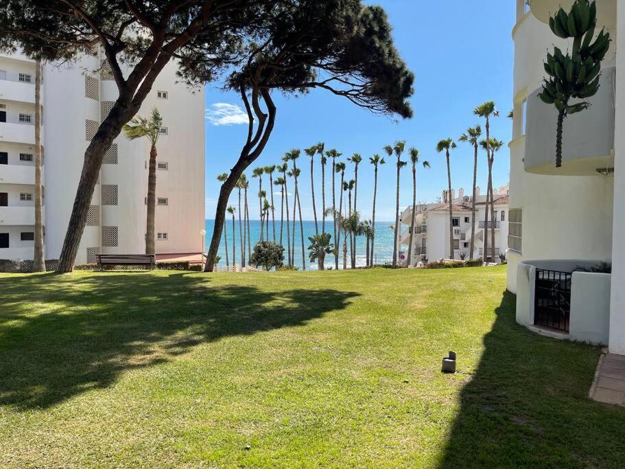 Fancy Studio Direct Access to Sea✺Parking✺Pool