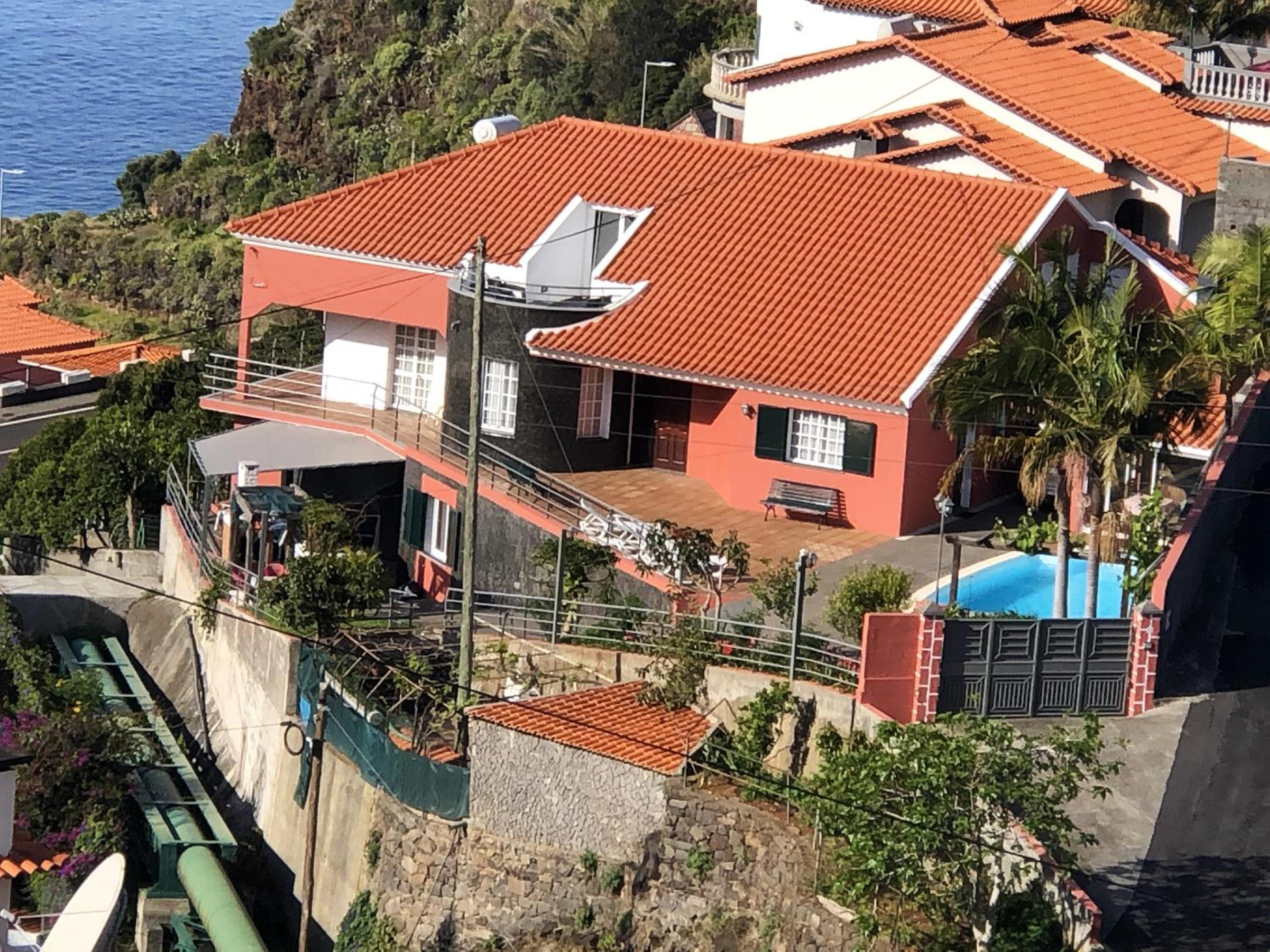 Pleasant Apartment with Private Pool in Lombo Do Doutor - 50 m² view 3