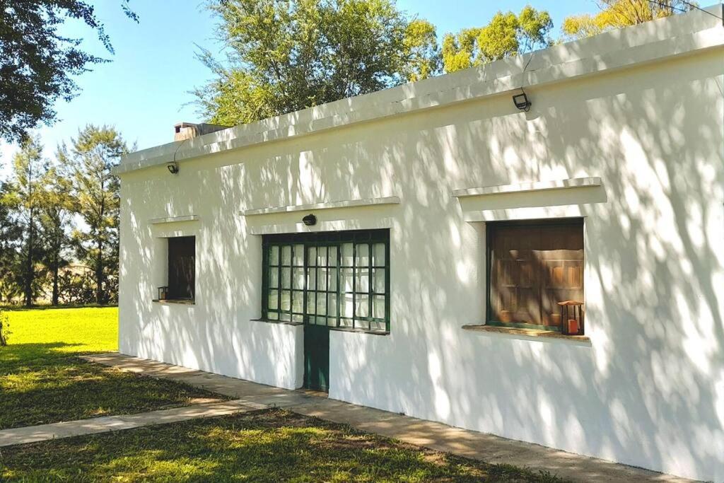 Casa de campo en Zapiola , Lobos, Buenos Aires.