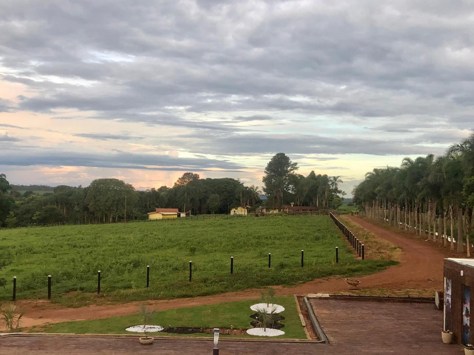 Casa de campo completa! Chácara Magnífica!