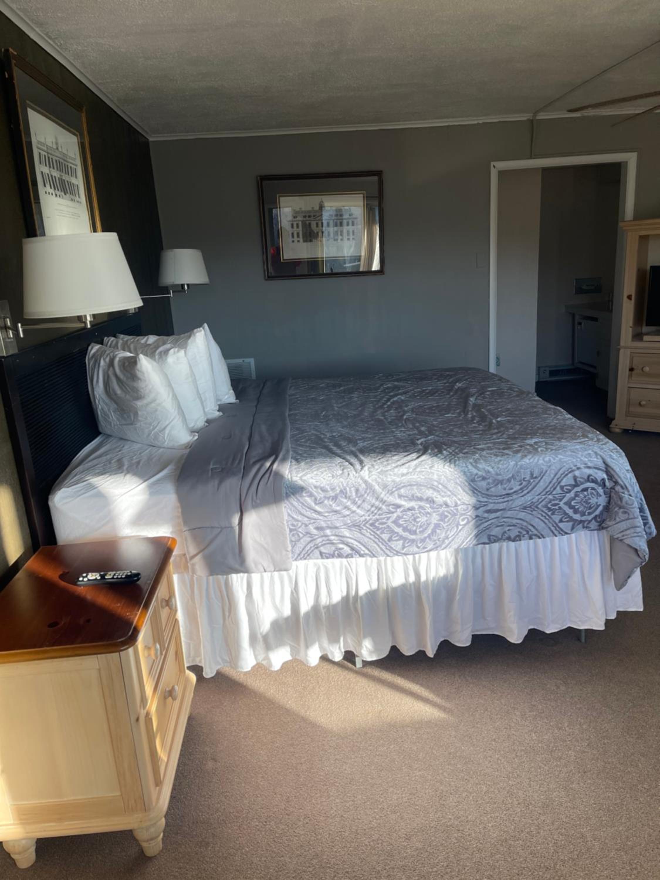 Cliff Dwellers Inn