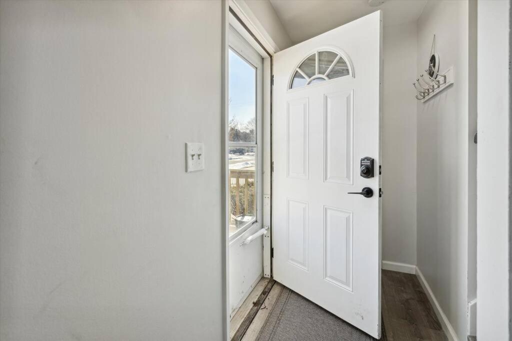 Pet-Friendly Large-Group Oasis view 2