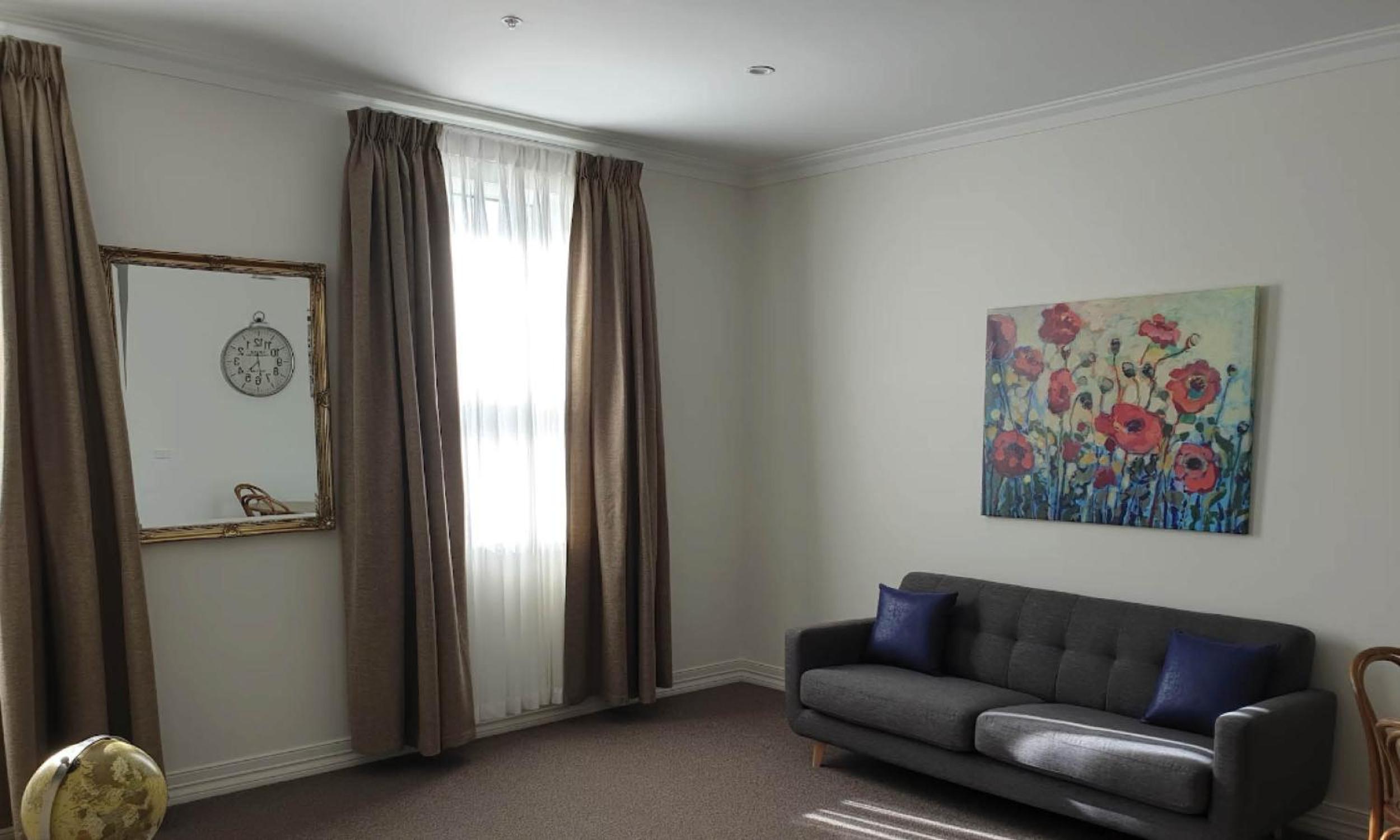 Bendigo Vacations - The Hotel Shamrock - Property Image 11